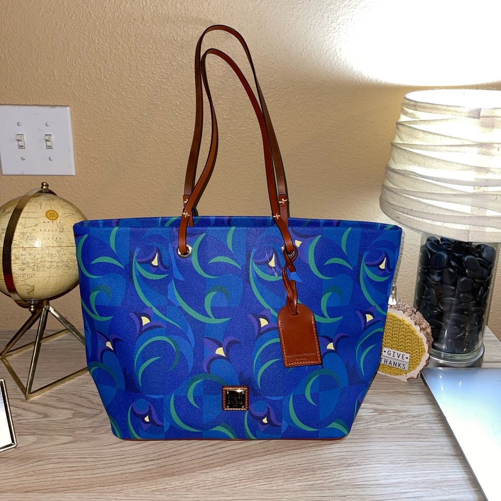 NWT Disney Dooney & Bourke Club 33 Le Salon Nouveau Tote